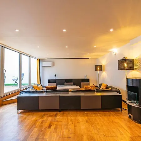 Loft, Free And Secure Parking Apartment