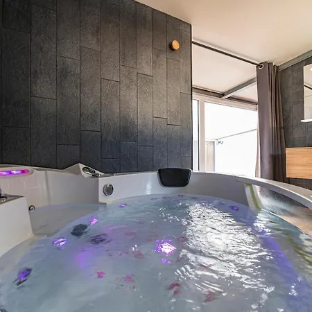 Loft, Free And Secure Parking Apartment Reims